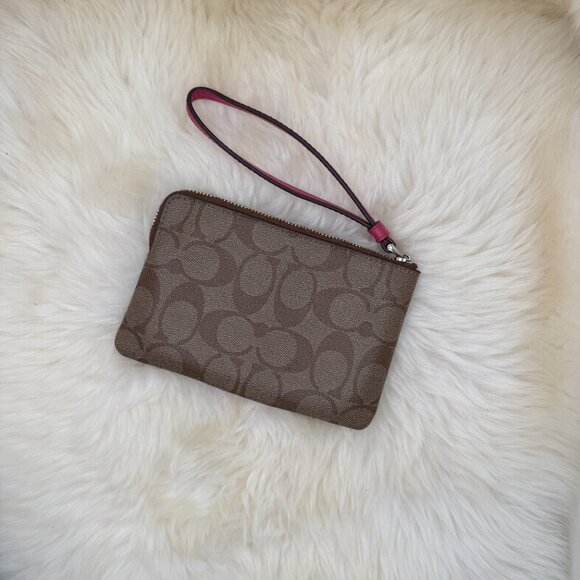 Coach Signature Corner Zip Wristlet with Ruby Pink Leather - Picture 2 of 4